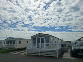 Modern caravan Robin Hood Rhyl